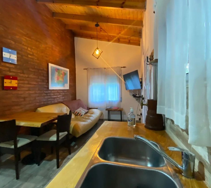 Cabaña España - Imagen 1